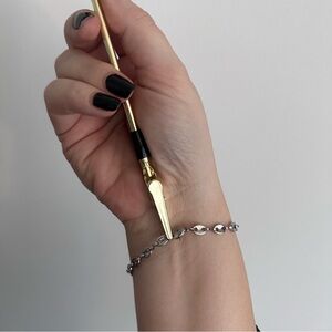 BRACELET HELPER TOOL IN SILVER, GOLD OR ROSE GOLD
